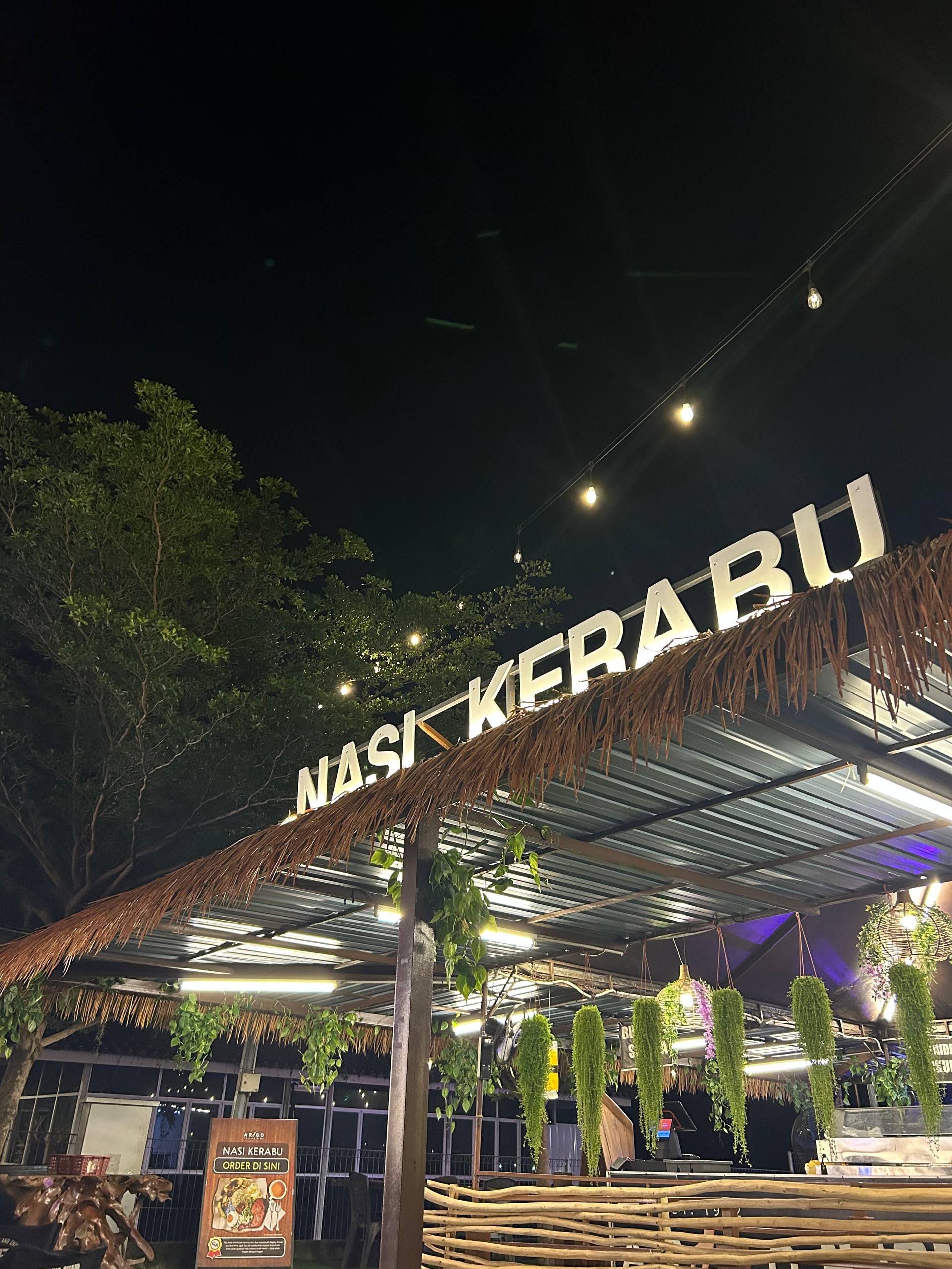 Nasi Kerabu at Araso